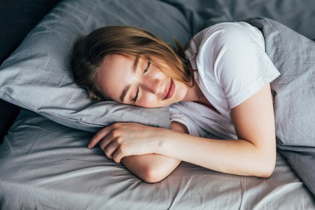 Dorme bem, vive melhor: 8 estratégias para melhorar a qualidade do teu sono.